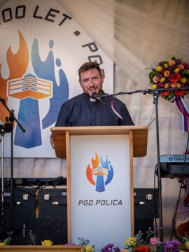 Župnik Martin Golob